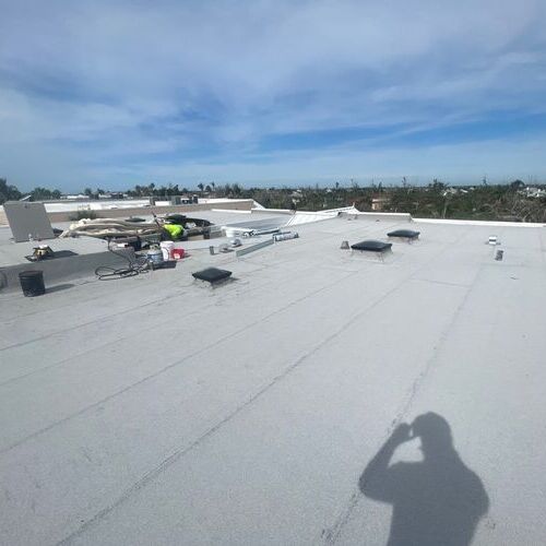 Commercial roof inspection